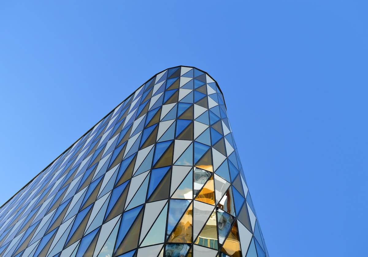 意甲媒体透露：米兰最近战绩不佳，主教练阿莱格里可能再次尝试433阵型