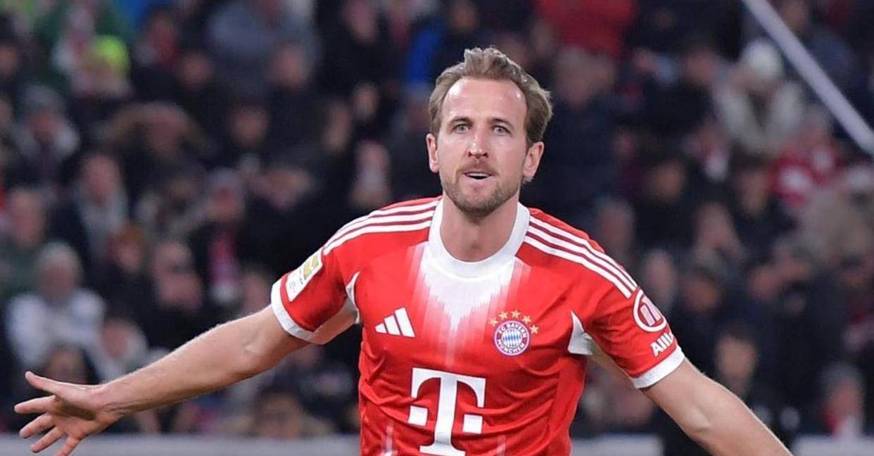 凯恩3分钟双响+失点!十人拜仁2-0锁定欧冠16强,孔帕尼复仇成功